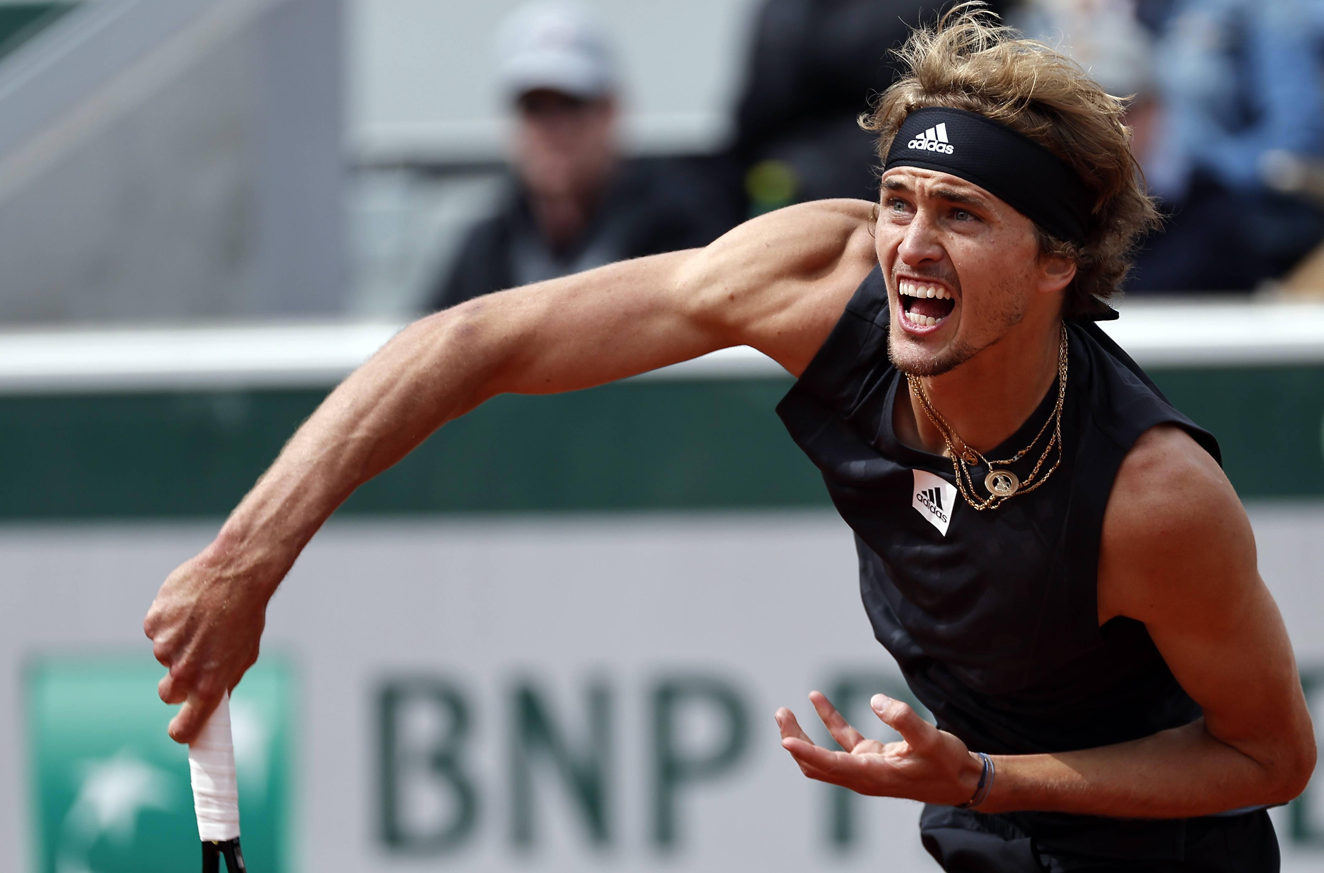 世界网球队险胜德国网球队，兹维列夫一己之力扛起全队的简单介绍