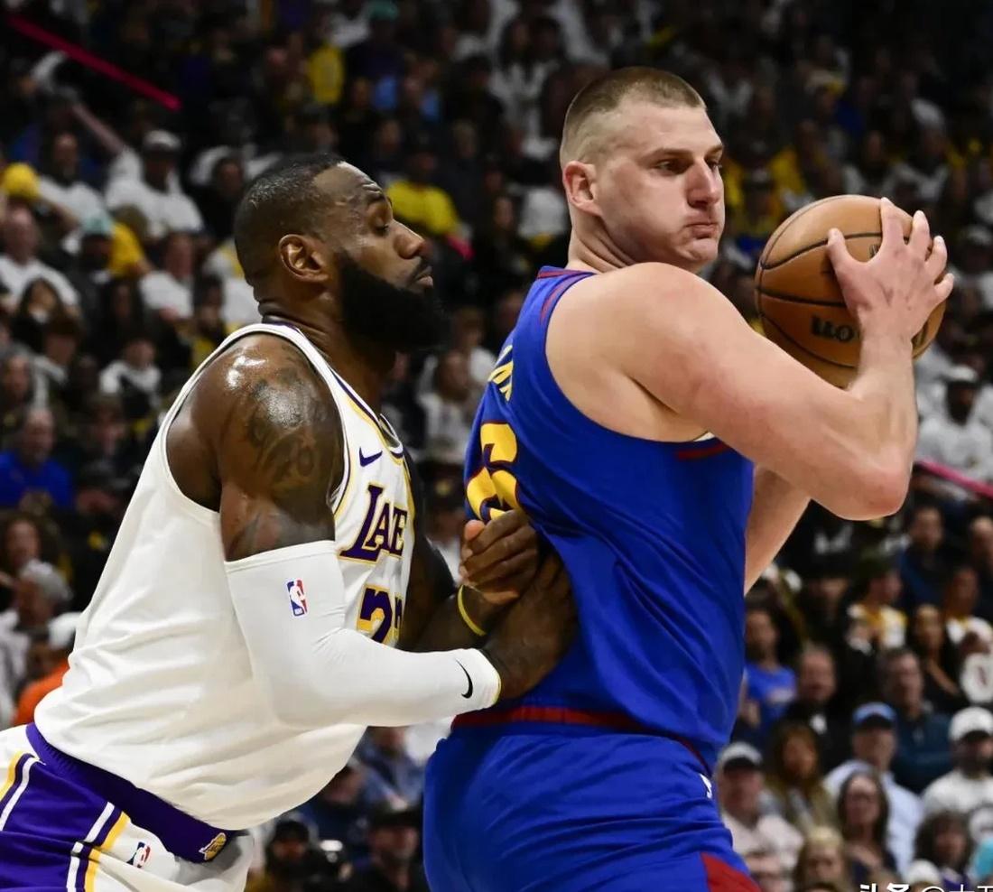 包含湖人横扫掘金，恩比德关键制胜的词条