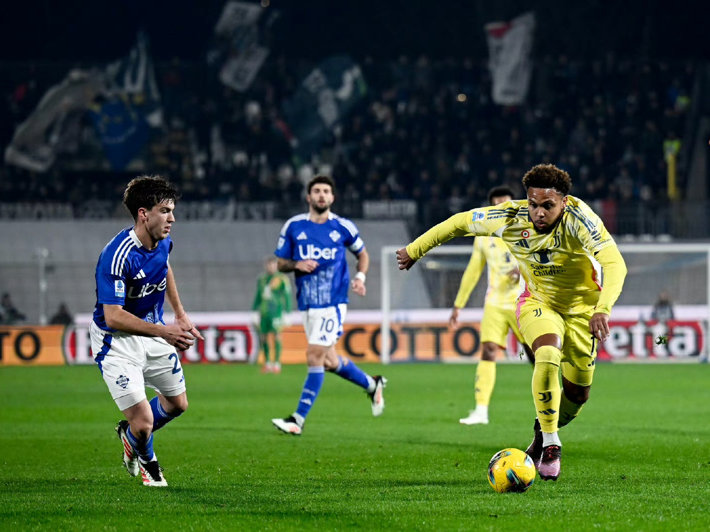 尤文图斯展现雄心,对阵阿森纳 尤文图斯展现雄心,对阵阿森纳