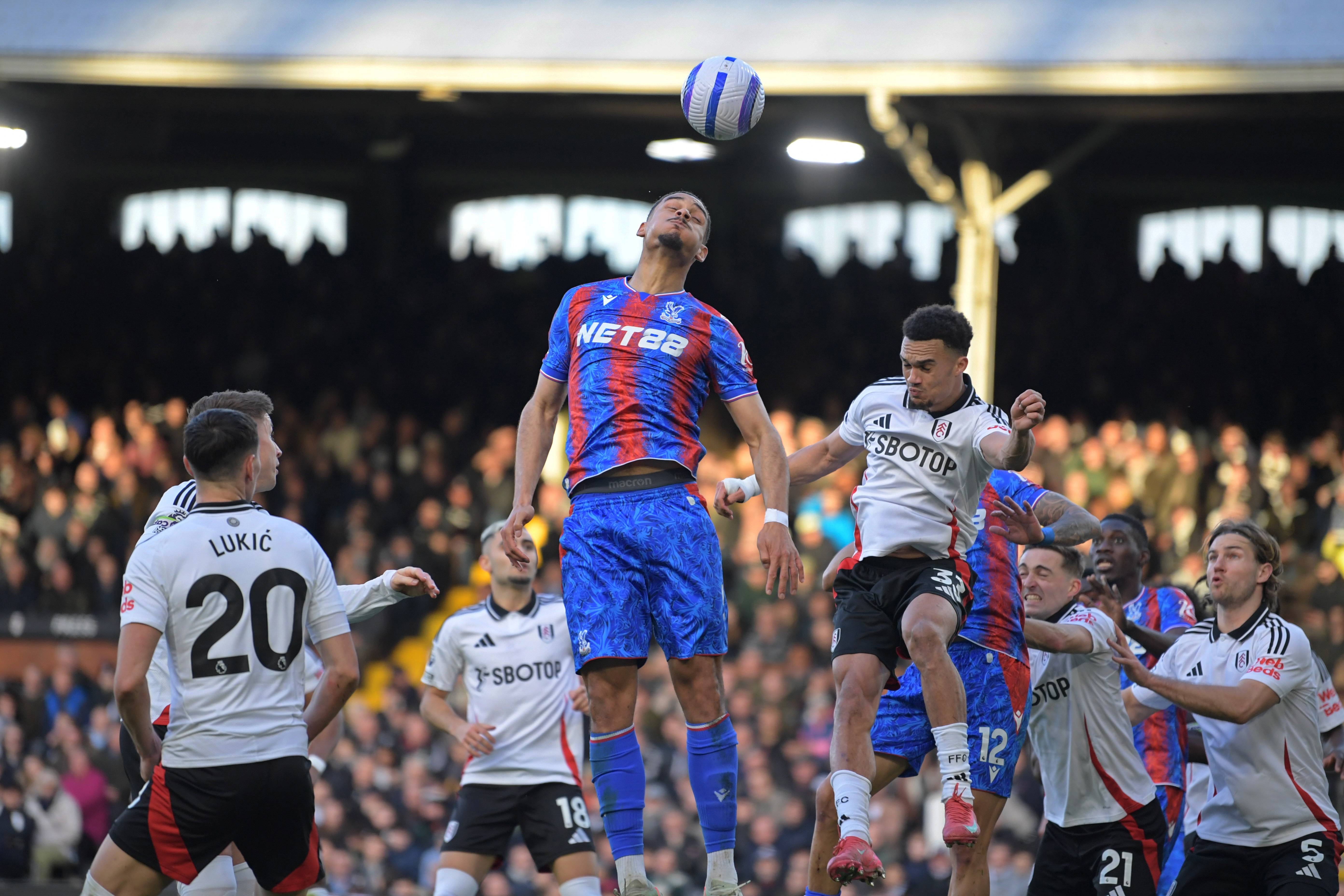 包含水晶宫主场击败热刺,创造意外胜利的词条 包含水晶宫主场击败热刺,创造意外胜利的词条