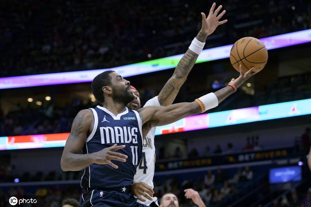 鹈鹕轻取独行侠,欧文惊艳四座 鹈鹕轻取独行侠,欧文惊艳四座