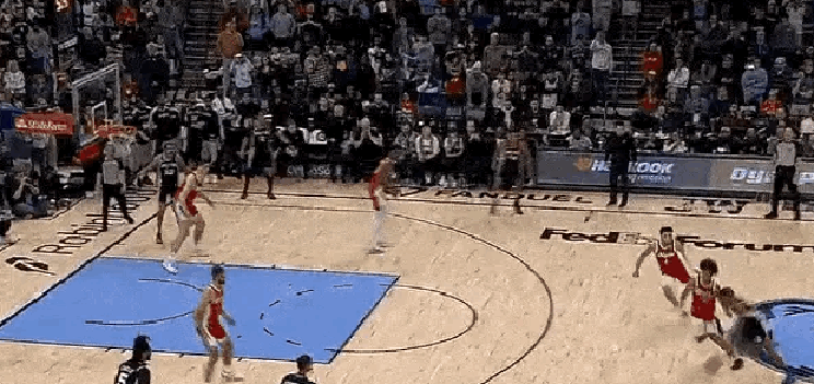 广东队险胜灰熊，福克斯带队取胜