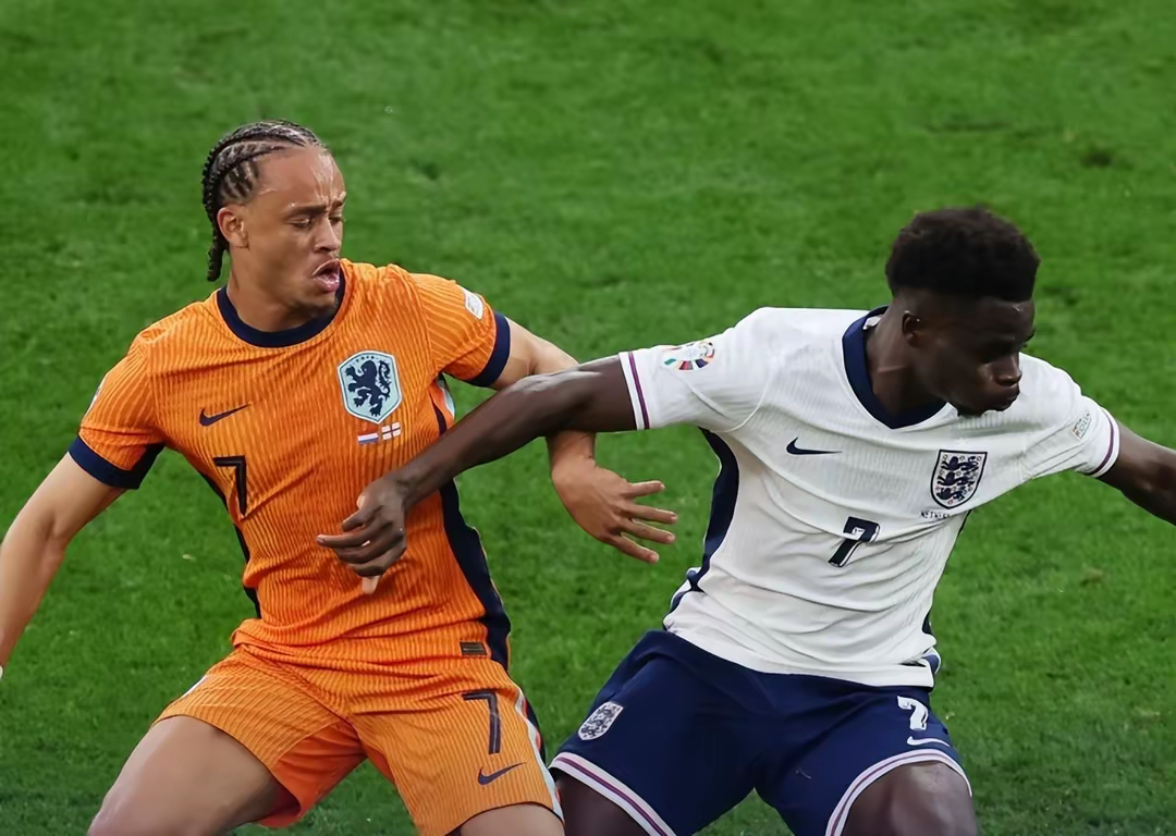 包含英格兰队鏖战德国队，林高远状态火热的词条