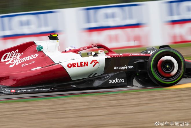 包含阿斯顿马丁险胜威廉姆斯,勒克莱尔惊艳四座的词条 包含阿斯顿马丁险胜威廉姆斯,勒克莱尔惊艳四座的词条