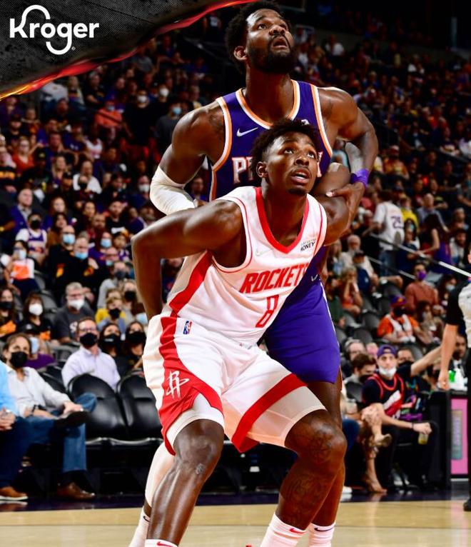 关于火箭鏖战广东队，保罗刷新纪录的信息