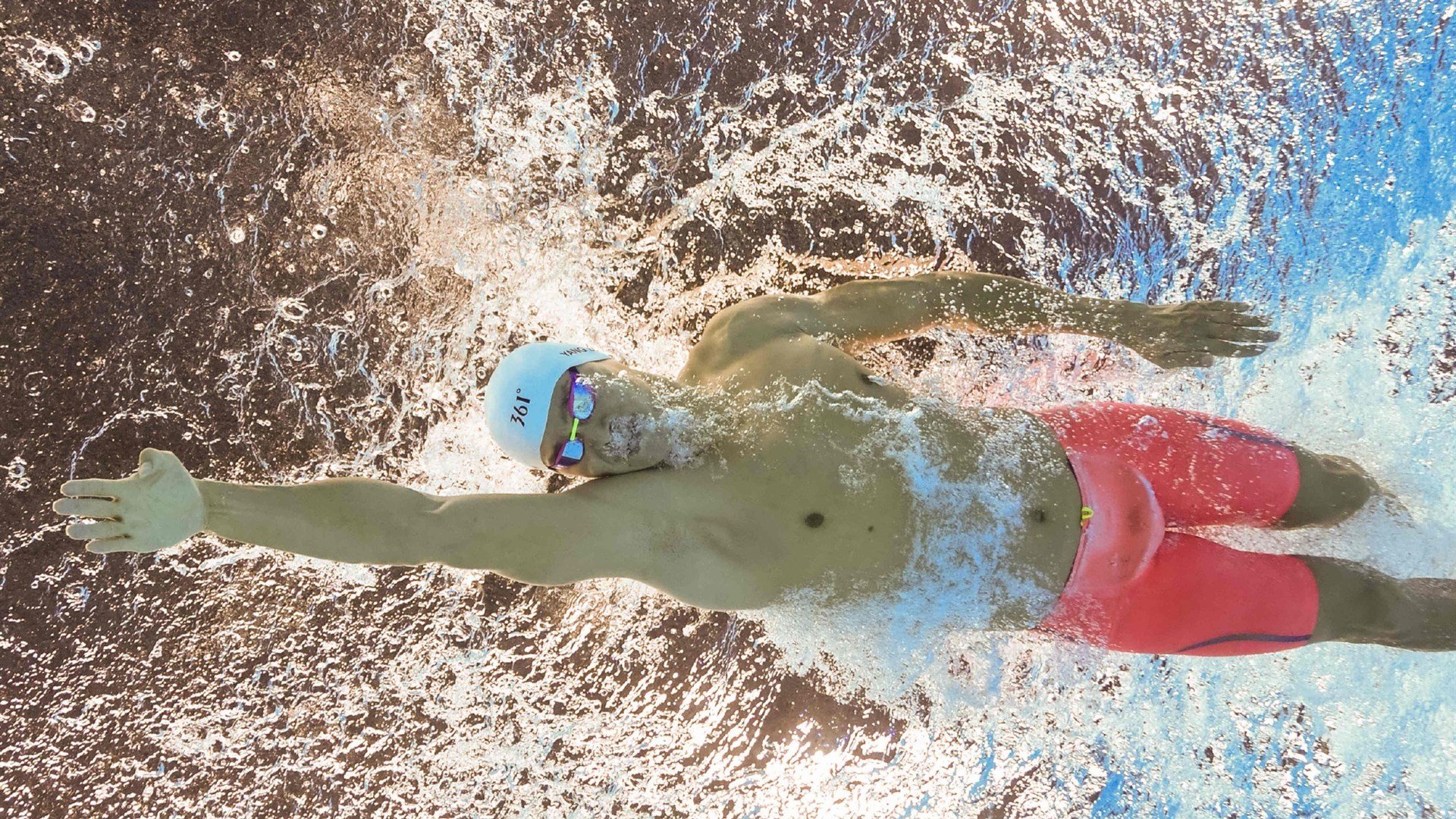 九游娱乐入口-当足球遇见F1，尼日利亚血拼墨西哥，金玟哉的赛道奇迹