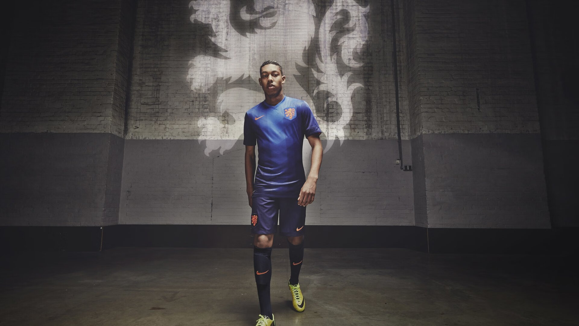 九游中国-福登临危救主，委内瑞拉生死战力克加拿大